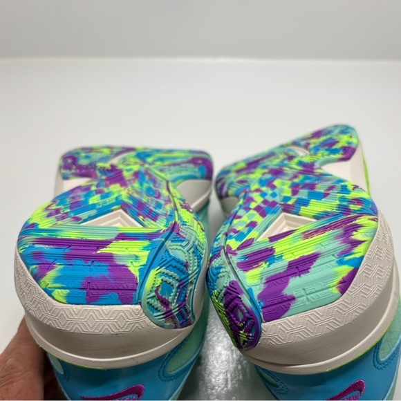 Nike Zoom Freak 5 GS Basketball Shoes Emerald Rise 7Y - Picture 8 of 9